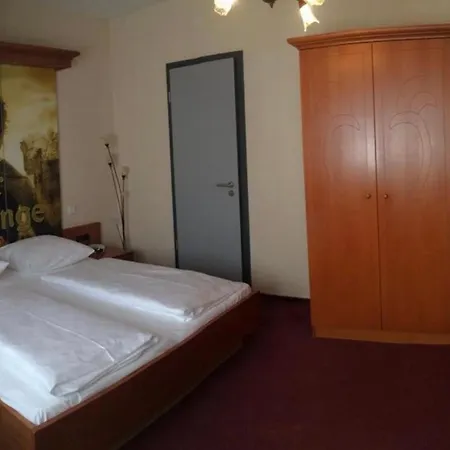 Cinehotel Maroni Zirndorf Buitenkant foto