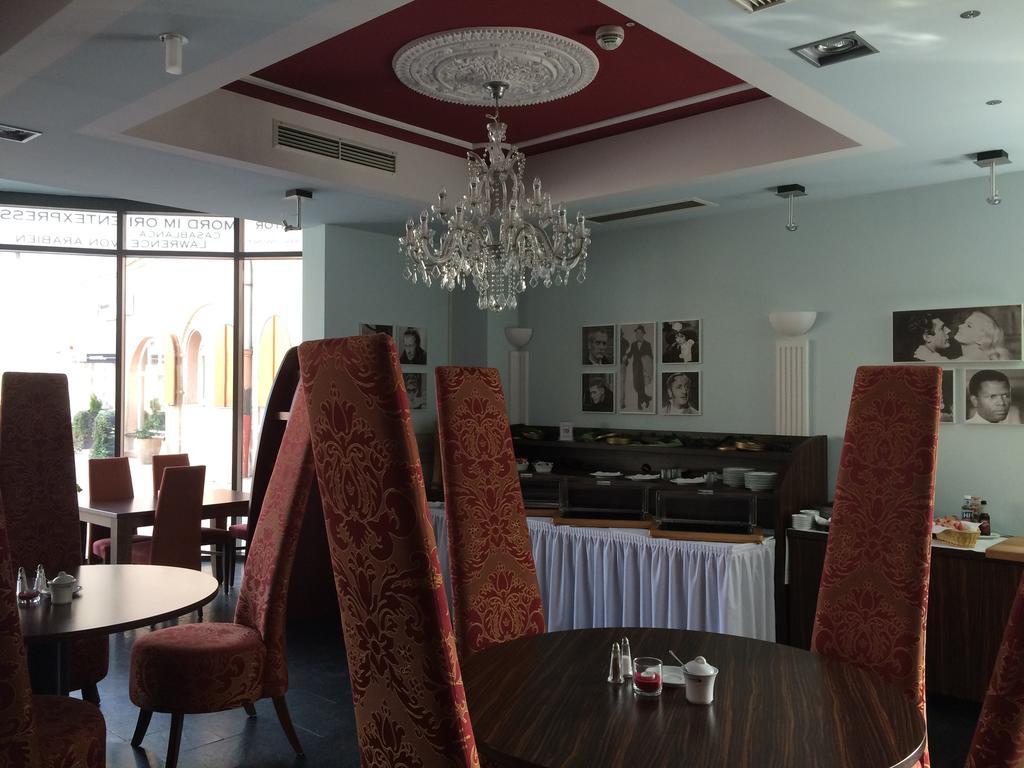 Hotel Cinehotel Maroni Zirndorf