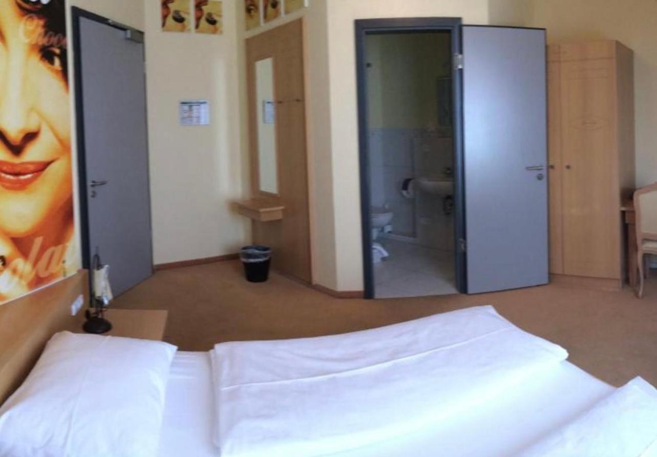 Cinehotel Maroni 3* Zirndorf