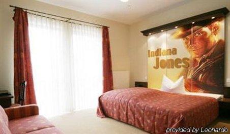 Cinehotel Maroni 3* Zirndorf